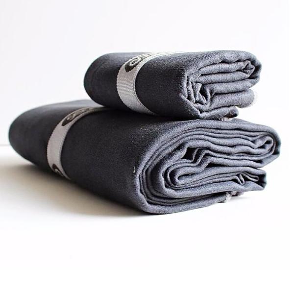 Serviettes à séchage rapide de suède de gymnase de microfiber de sports de forme physique faites sur commande avec le sac