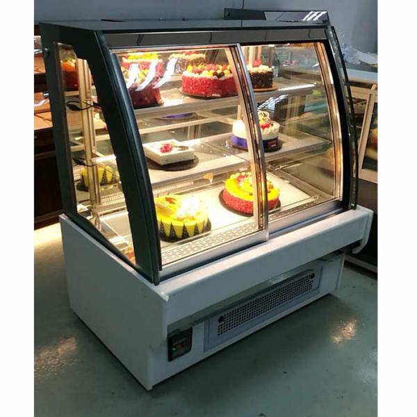 Low Noises Fan Cooling 760W Pastry Display Chiller