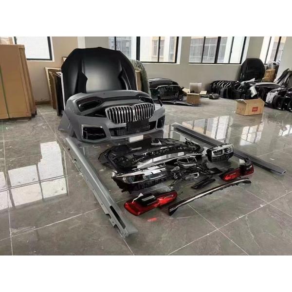 Revamped BMW 7 Series F02 G12 Body Kit With Through Taillight Standard Year 2007-2012