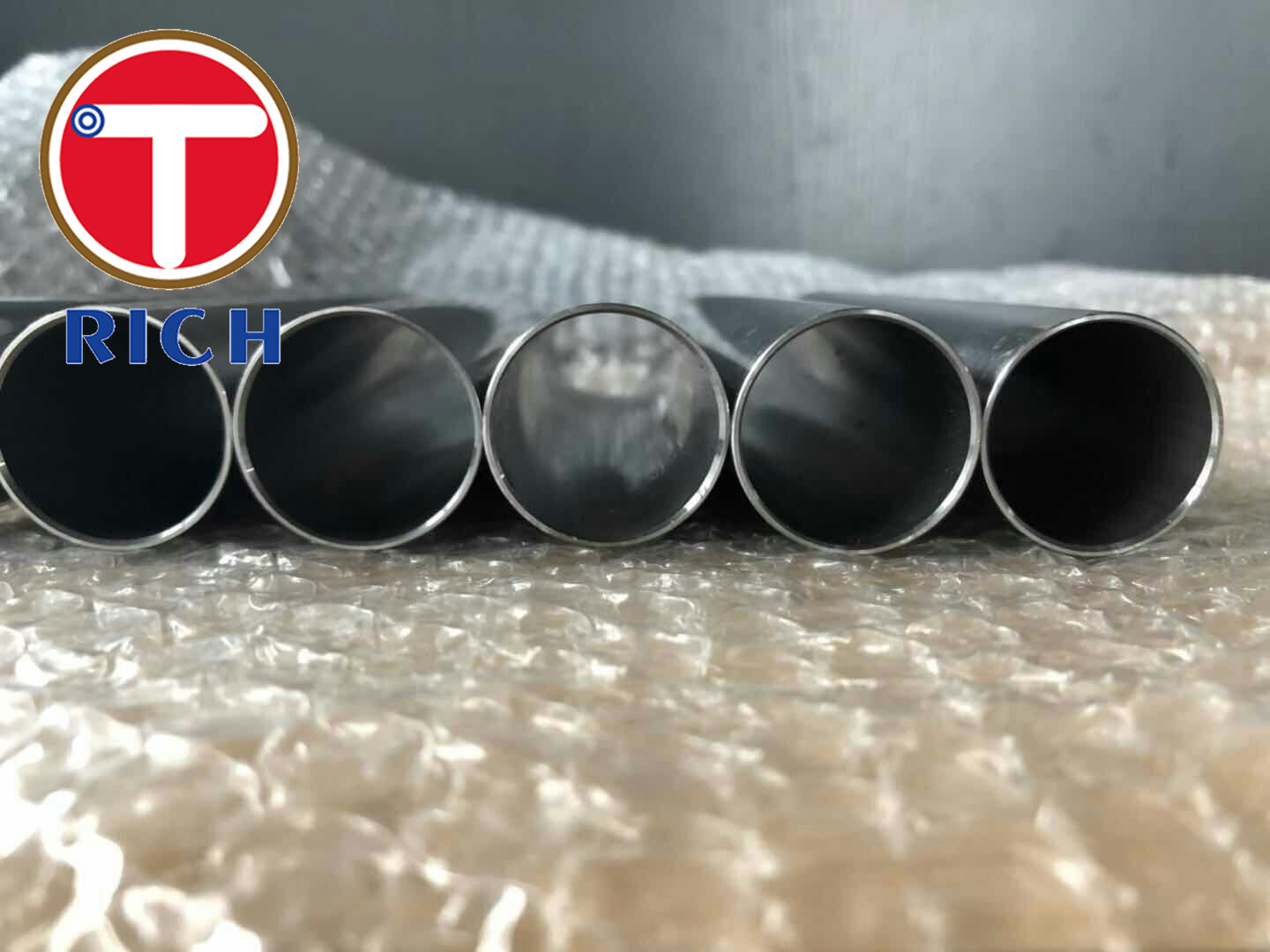 Шершавость ID РА трубопровода ASTM-A513-T6 St37.2 0.3μM допуска точности высокая