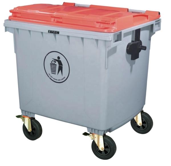 Trash can with pedals large plastic outdoor garbage dustbin for trailer