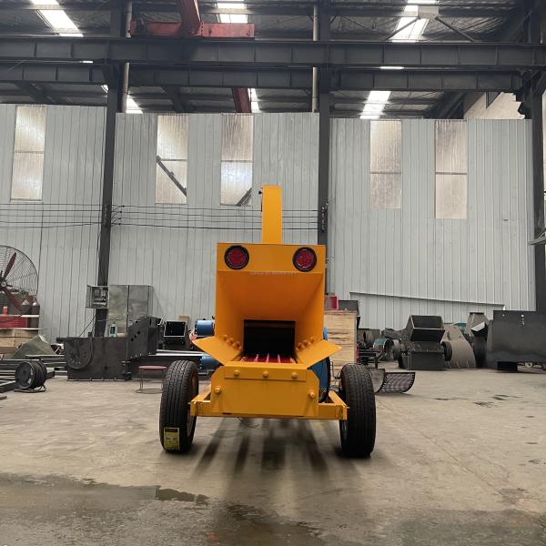 25/32/55hp Diesel Engine Tree Grinder for Wet/Dry Waste Wood Shredding and Grinding