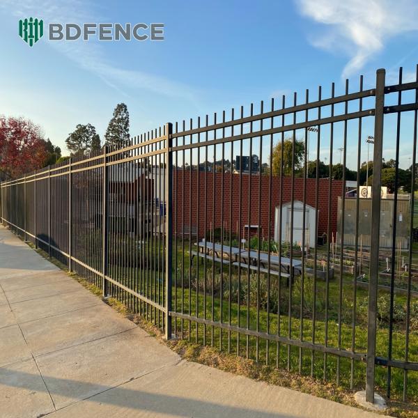 Ada Compliant Tubular Steel Fence Accessible Design