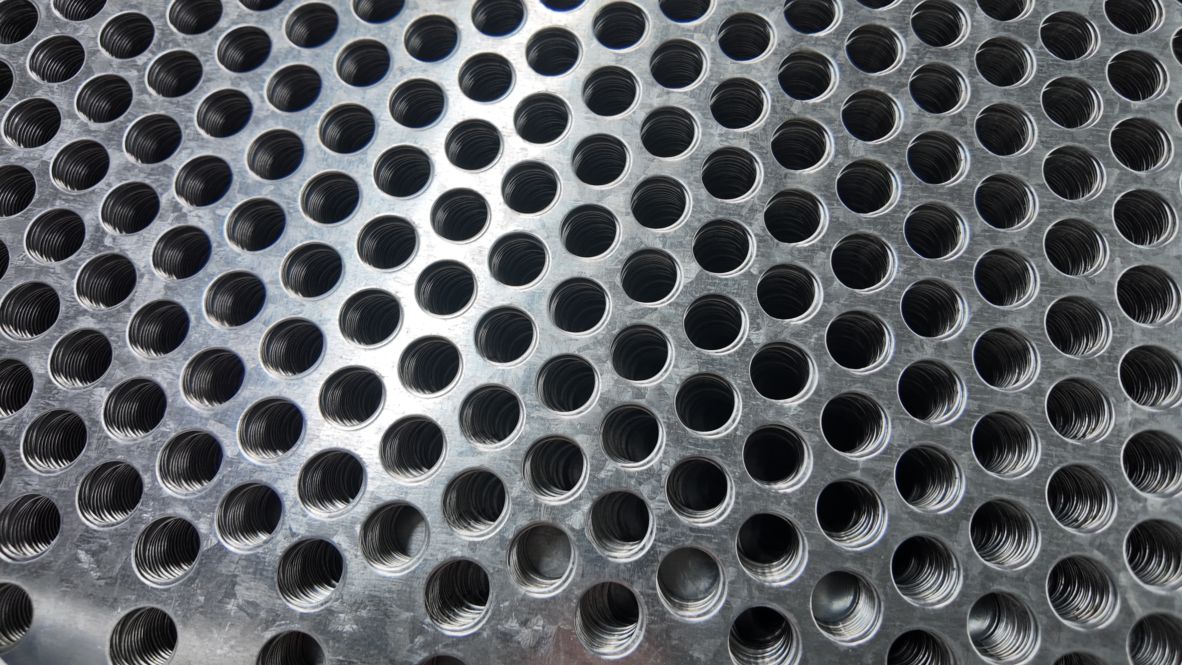 Round Hole Aluminum Perforated Metal Mesh Custom Size Wholesale