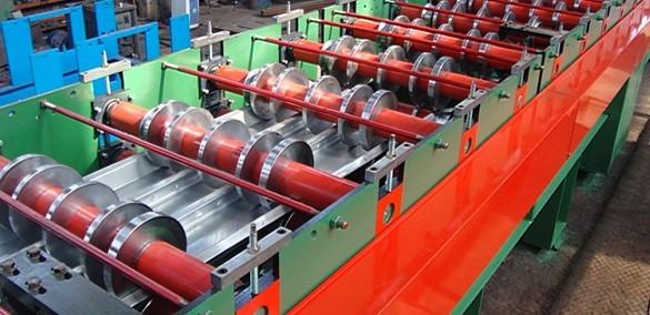 Hydraulic Cutting 7.5KW Floor Decking Forming Machine Color Galvanized Steel Sheet