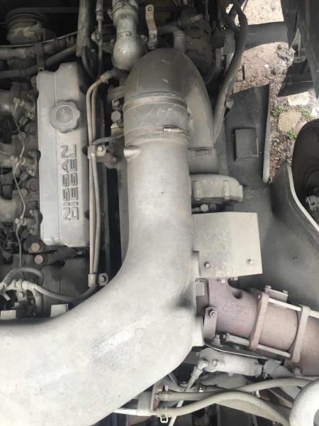 Japan Made Used Tractor Head UD CWB459 25 - 40 Ton Loading Capacity