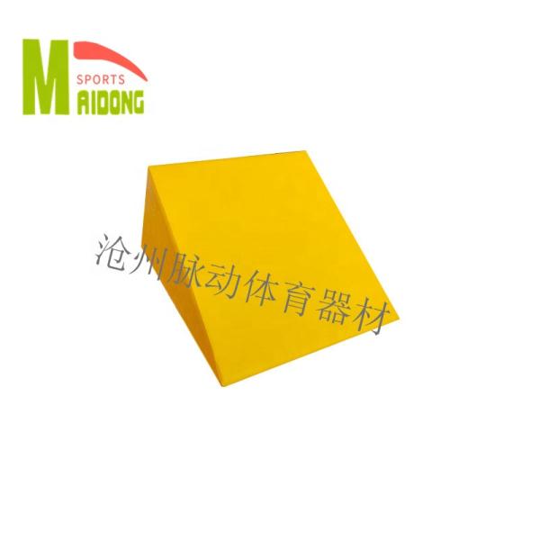 Fitness Equipment Wooden Tripod for Children's Parkour Training and Sensory Development