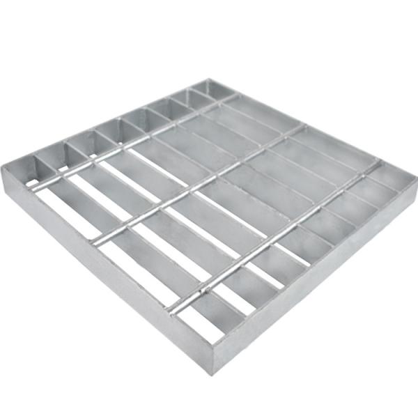 O assoalho resistente serrilhado do metal raspa a espessura galvanizada da barra de aço 10mm