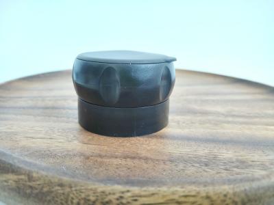 Capuz de borboleta moderno para embalagens recarregáveis / sustentáveis