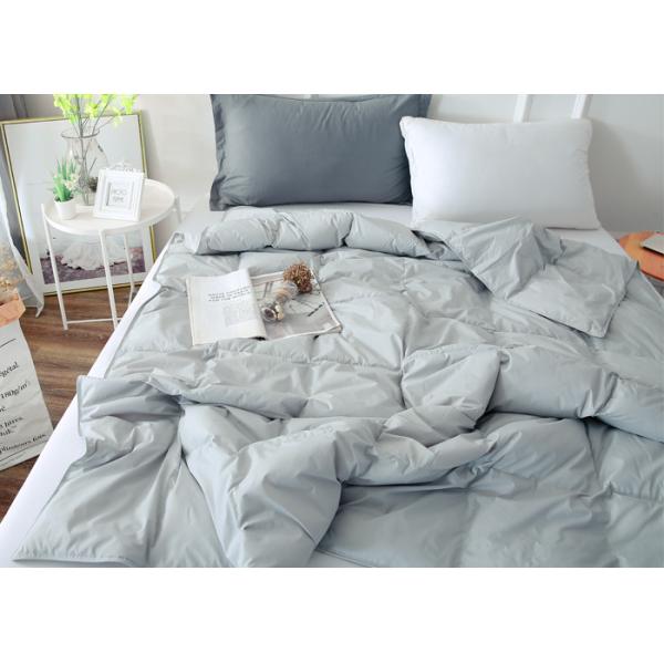 Solid Stitching Portable Travel 216x165 Microfiber Quilts