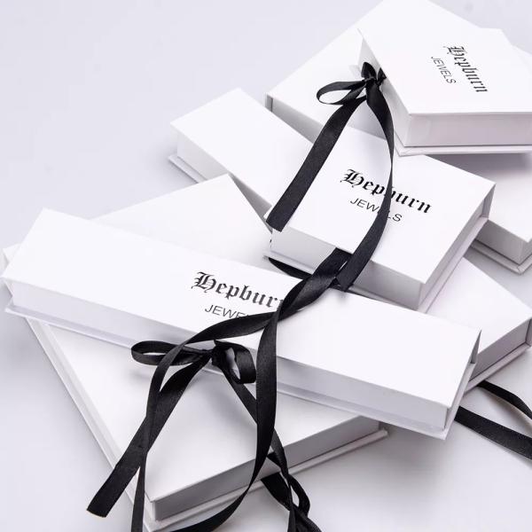 Paperboard Packaging Gift Box Set 157g  Necklace Bracelet Jewelry With Ribbon Closure