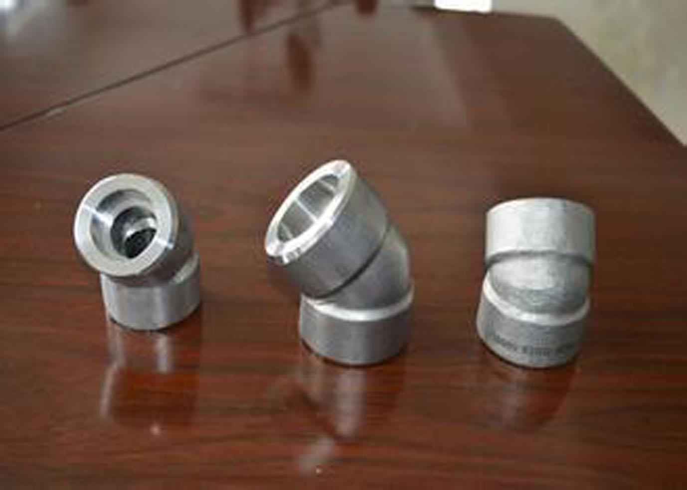 Штуцеры трубы 2000# сварки гнезда Asme B16.11 3000# 6000# 9000#