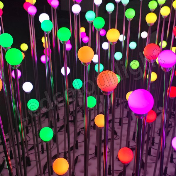 G45 RGB LED Pixel Ball Light IP65 Standing for Garden and Landscape Lighting Solutions