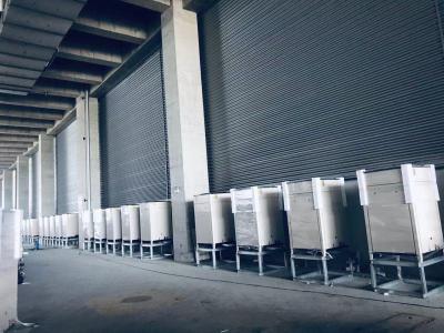 A água 220-380V personalizada refrigerou a sala industrial fria do congelador da unidade de armazenamento 100mm Colorbond