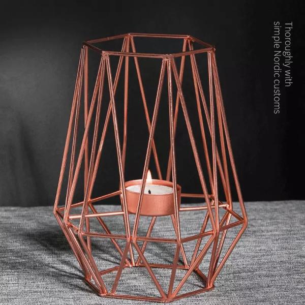 Hot Sale Metal Candle Stand  Sturdy Material Wholesale Candlestick Tabl Lamp Nordic Candle Holder