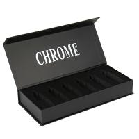 Boîte cadeau en carton à fermeture magnétique noire personnalisée avec insert en mousse