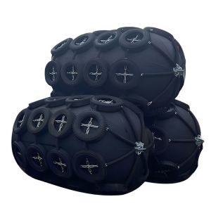150X100X100 cm Pneumatic Rubber Fender with Tyres and Chains for Marine
