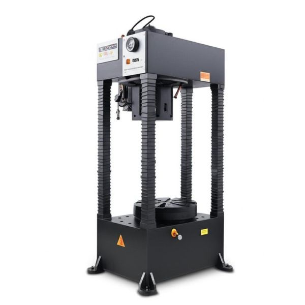 Universal Testing Machine with Force Accuracy Better Than ±0.5% and Specimen Destruction Detection for Precise Hardness Analysis