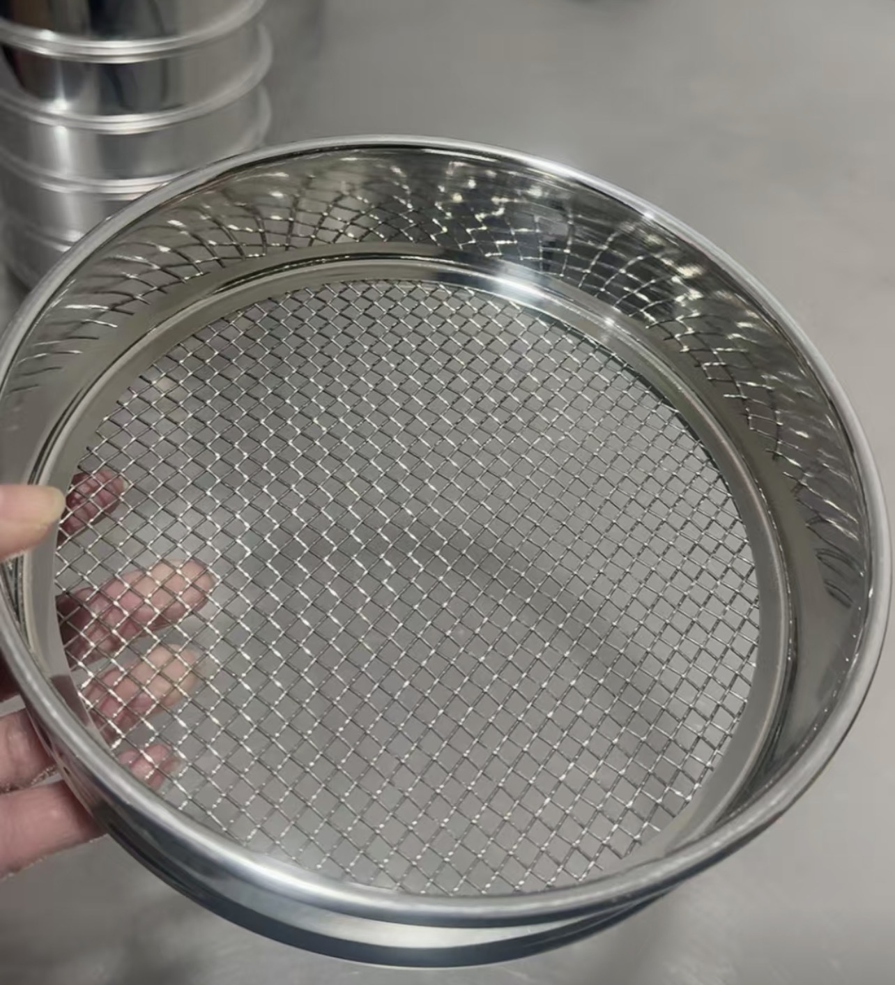 High Quality 316 Stainless Steel Test Sieve 100 Mesh Analysis Sieve For Food Grain Quality Testing Wholesale