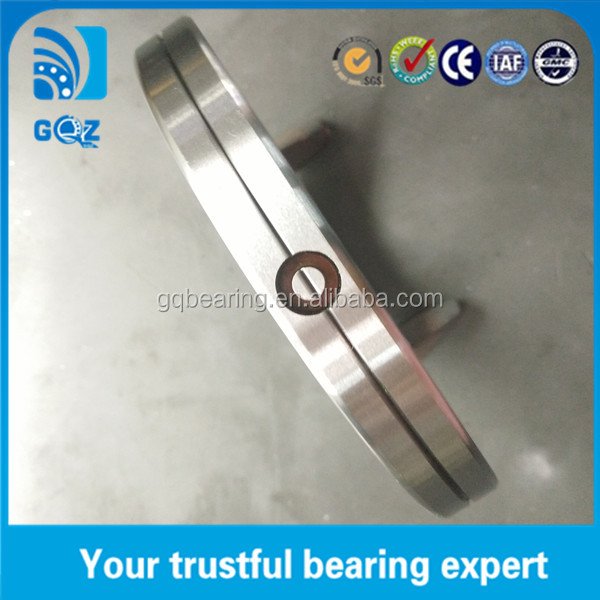 Precision Cross Roller Slewing Bearing with 5000 Nm Moment Rating Chrome Steel P5 P6 Precision