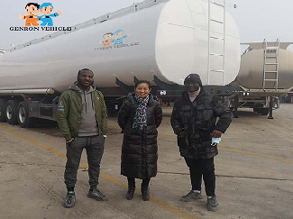 5 отсеков стальной топлива топливозаправщика том трейлера 45000L Semi
