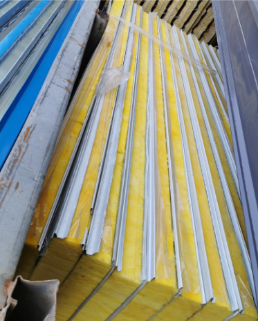 Panel de sandwich de pared ISO para materiales de construcción de villas modernas