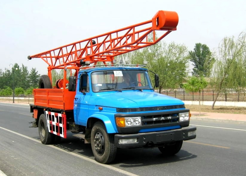 Буровая установка буровых установок черни отверстия 300mm двигателя дизеля многофункциональная для вырезать сердцевина из или сверлить водяной скважины