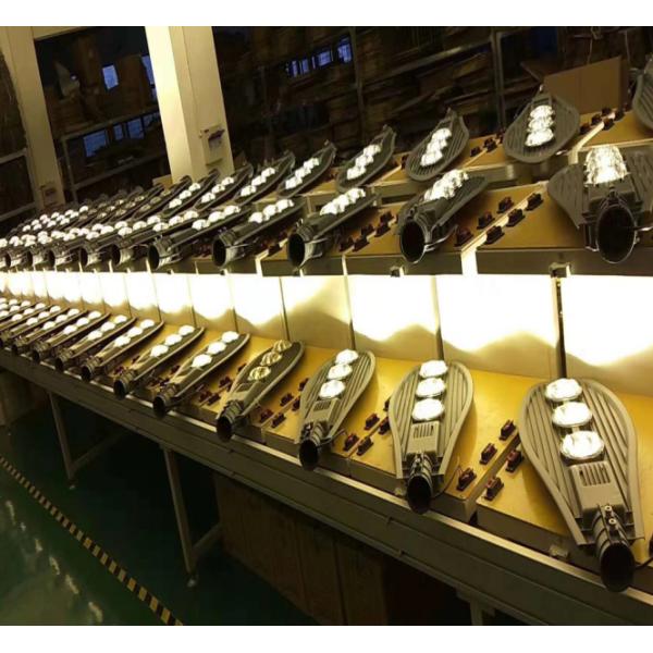 IP66 Трех Cree Высокая производительность LED наружных светодиодных уличных фонарей 50W 100W Street And Roadway Solutions