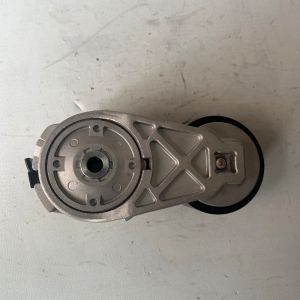 Yuchai Engine Automatic Belt Tensioner Wear Marker S45C Steel Hub Compatible Bus Spares