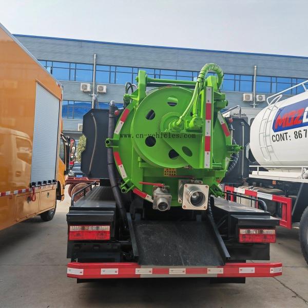 Dongfeng Captain RHD 5000 litres Camion d'assainissement à aspiration sous vide
