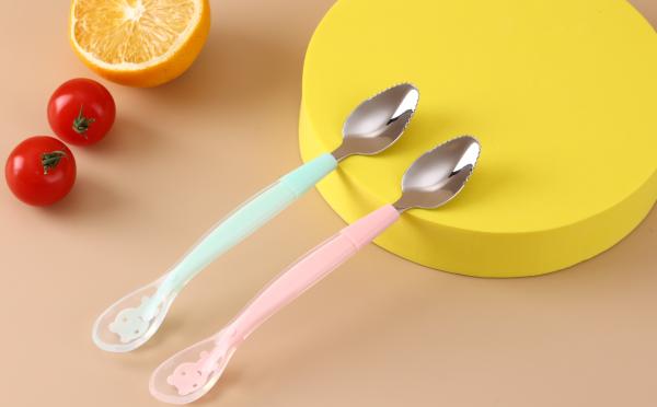 wholesale Cartoon Design Printing Handle Baby Kids Spoon And Fork Set Stainless Steel silicon handle cute flatware set