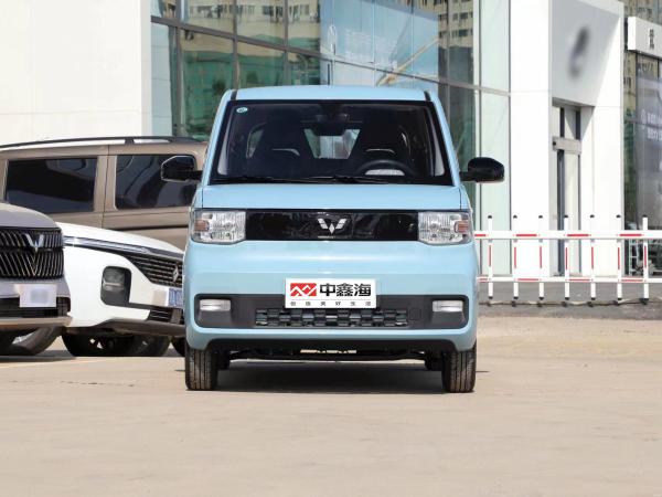 Rechargeable Micro Electric Vehicle 4 Seater Electric Adult Car