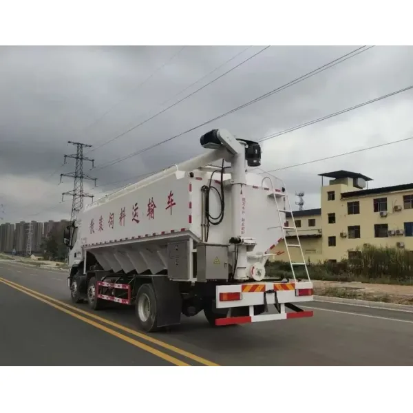 40 Cubic Meter Electric Hydraulic Feed Grain Transport Truck