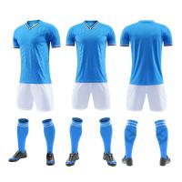 O uniforme liso azul do futebol do jérsei de futebol dos homens ajustou a secagem rápida respirável