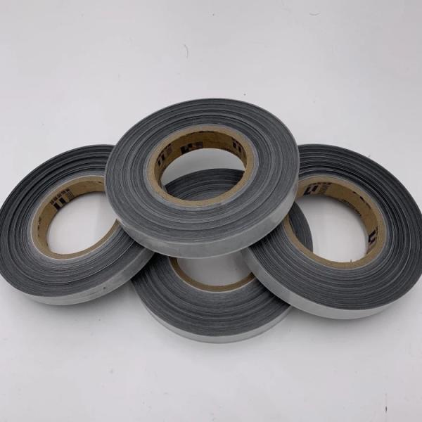 Película adhesiva del derretimiento caliente transparente del estiramiento 0.05m m para la vinculación de la tela de materia textil