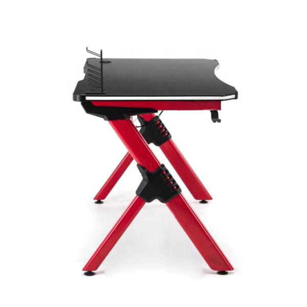 Comfortable Adjustable Metal Foldable Gaming Table for Modern Gaming Enthusiasts