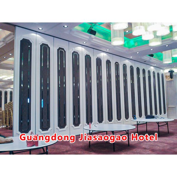 Customized Demountable Office Glass Partition with 108mm Thickness and Up to 3000mm Height Aluminum Frame