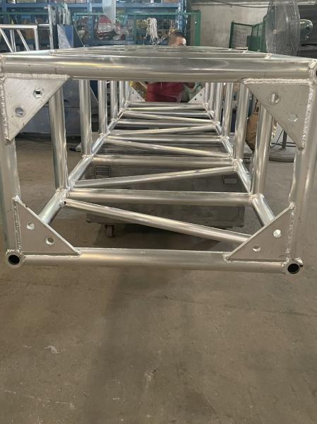 Durable Square Aluminum Truss Display 520mmx760mm For Music Festivals / Events Stage