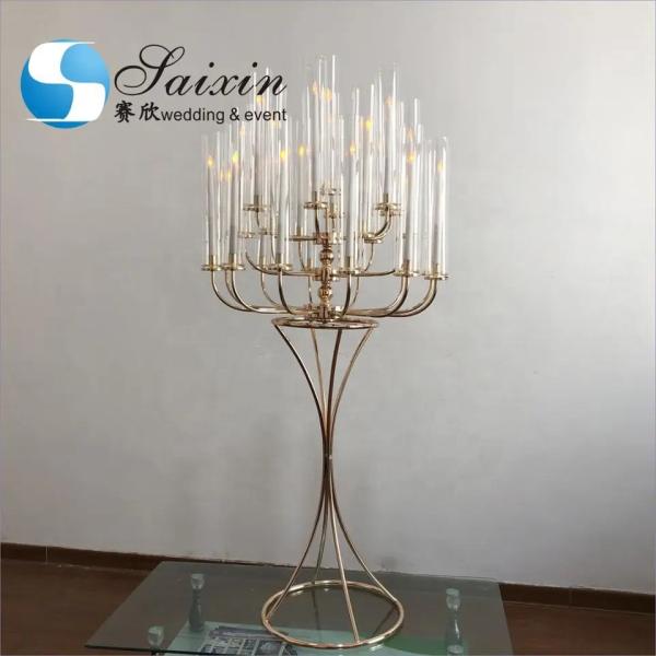 Nouveau design de l'or du chandelier de mariage Décoration de la fête Décoration de la table de cadeau 25 bras du chandelier de mariage Centre de la pièce