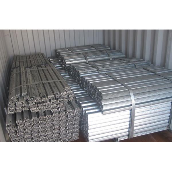 Anti Corrosive Vineyard Trellis Construction Metal Line Vineyard Posts 2.5mm Thick