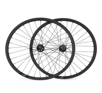 2014 stiffnesee and fashion Chinese carbon clincher mtb 29er*25mm wheelset rims width 30mm