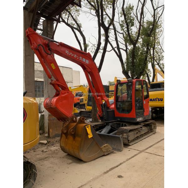 8000 KG Kubota185-3 Excavateur avec une capacité de seau de 0,35m3 et une construction en acier doux