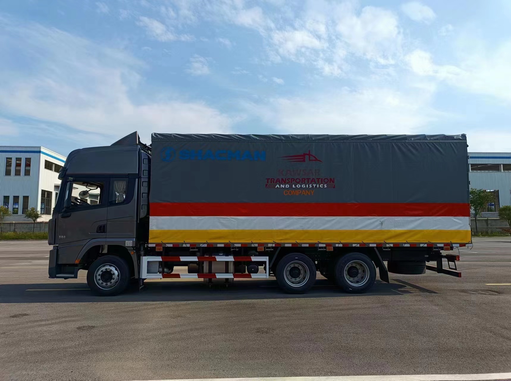 SHACMAN X3000 Cargo Truck 6x4 Drive 430HP Diesel Euro 2 Certified Engine 600L Aluminum ，TankGlobal Exports