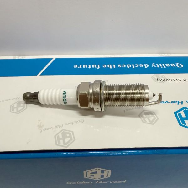 Car Spare Parts 90919-01247 FK20HR11 Denso Iridium Spark Plugs For TOYOTA Car