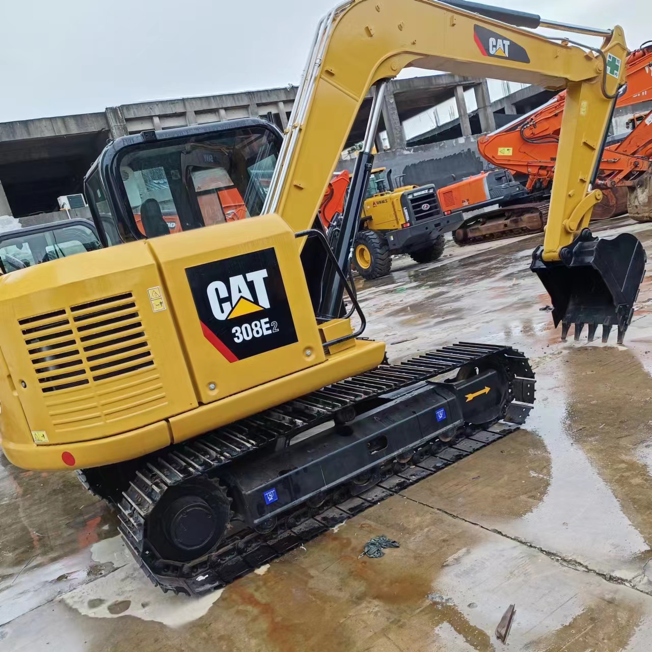 Использованный экскаватор Caterpillar 308E Низкий рабочий день Гидравлическая система Небольшие размеры