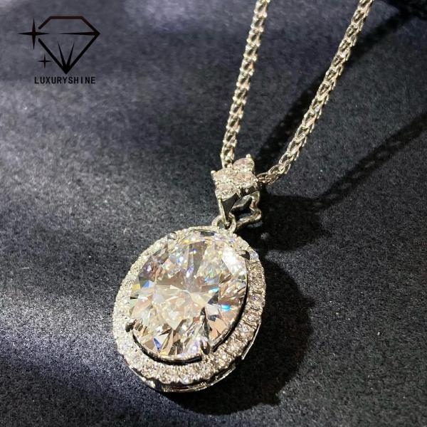 18K Gold Oval Lab Grown Diamond Pendant VVS1-VS1 0.3-3.0ct