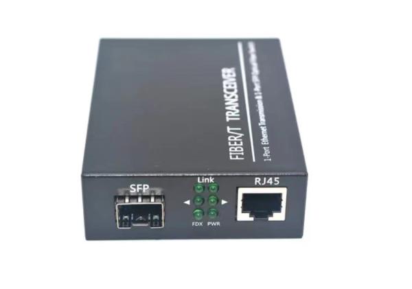10 100 1000M SFP Fiber Media Converter SFP To RJ45 UTP Full Duplex For FTTH