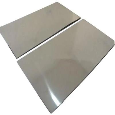 Placa de folha de alumínio de superfície espelhada de grau 7075 com 1.219 mm de largura