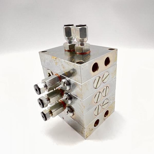 AFC Grease Sany Concrete Pump Parts Eaton Counterbalance Valve