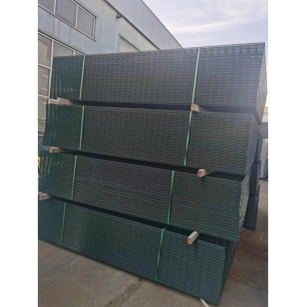 868 656 Powder Coated Double Wire Welded Mesh Fence Panels